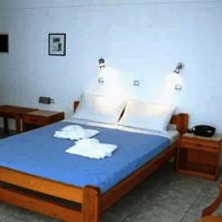 Asterias 2* Parikia (Paros)